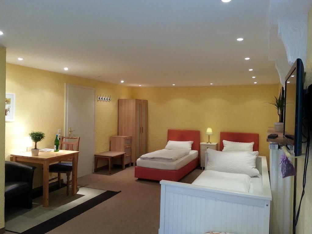דיסלדורף Apartmenthaus Sonnen מראה חיצוני תמונה